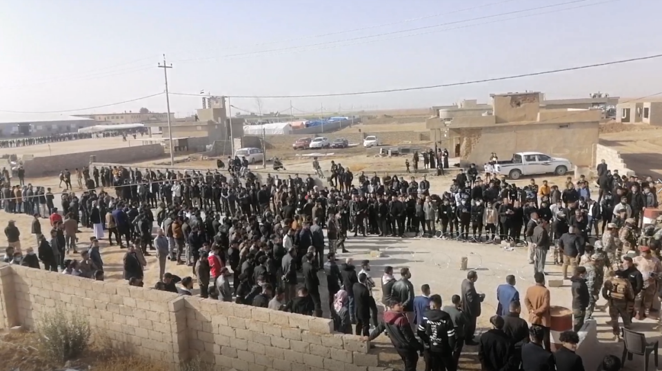 به‌خاك سپاردنی ته‌رمی ٤١ قۆربانی كۆمه‌ڵكۆژیه‌كانی داعش له‌ شه‌نگال