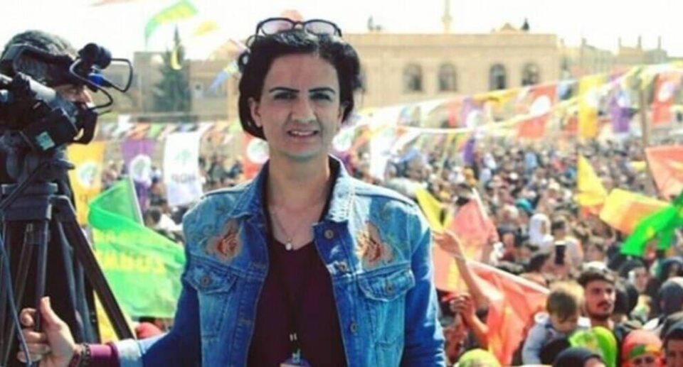 درێژه‌ی ده‌ستبه‌سه‌ر كردنی چالاكانی مه‌ده‌نی و سیاسی له‌ توركیا