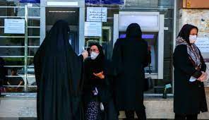 ناڕهزایهتی خهڵكی ئیلام له ئاست نهبوونی پاره له بانكهكانی ئهو شاره 1 IMG 20220325 120421 020