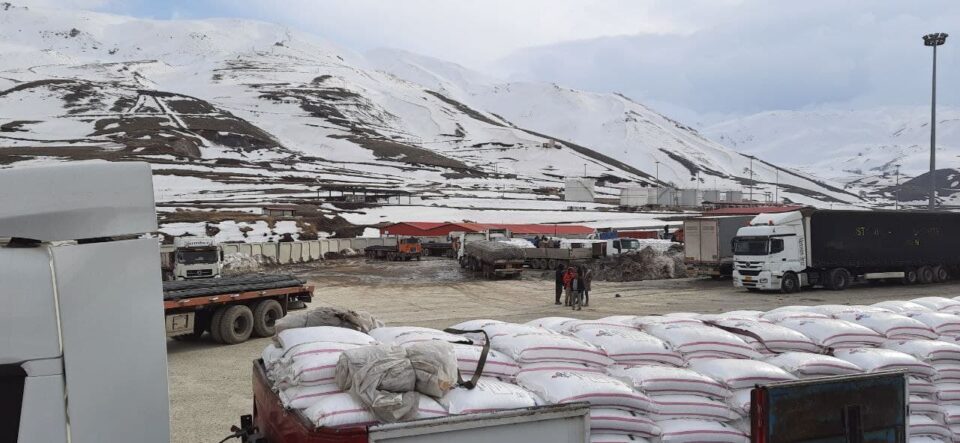 ناڕەزایەتی کەشاوەرزانی شاری پیرانشار بەهۆی گەندەڵی لە ئیدارەکانی 1