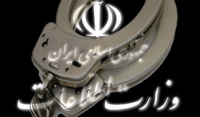 هێرشی هێزە ئەمنییەکانی ڕژیم بۆ سەر ماڵی چالاکوانێکی مافی مرۆڤ لە