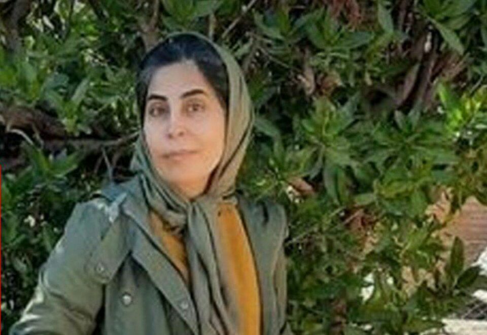 ده‌ستبه‌سه‌ركرانی دوو ڕۆژنامه‌نووس له‌ ئابادان و ڕێگری له‌ ده‌رمانی