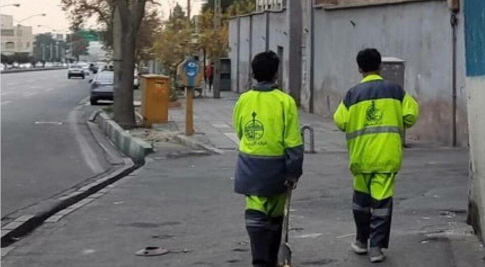 كه‌ڵك وه‌رگرتنی شاره‌داری له‌ منداڵانی كار بۆ پاككردنه‌وه‌ی شه‌قامه‌كان