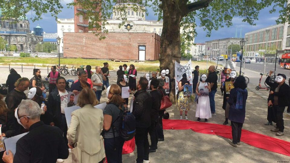 كارزاری لێبوردنی نێونه‌ته‌وه‌یی بۆ ڕاگرتنی ئێعدامه‌كان له‌ ئێران