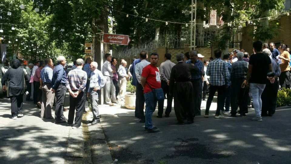 كۆبوونه‌وه‌ی خانه‌نشینكراوانی له‌شكه‌ری و كیشوه‌ری له‌ كرماشان و