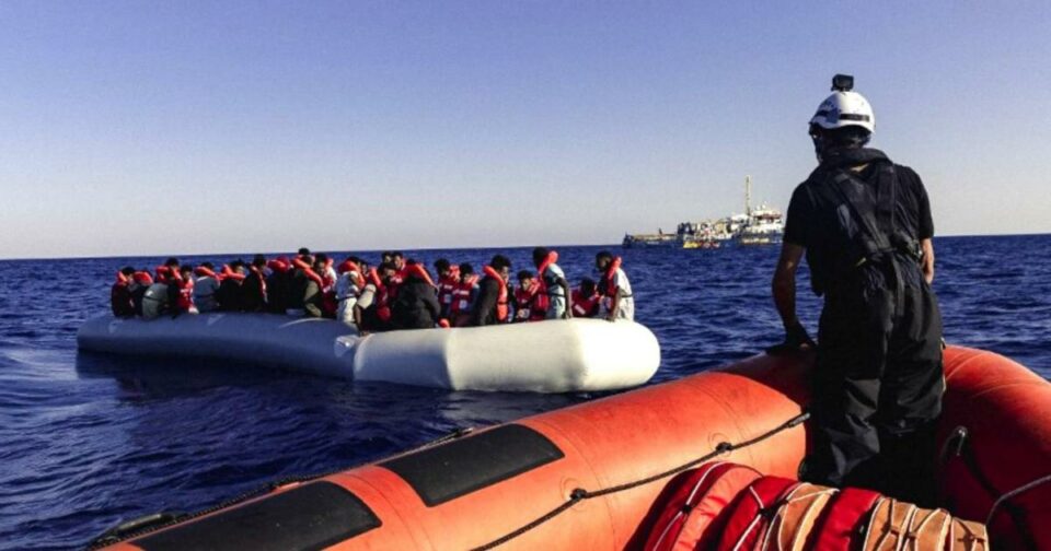 نوقمبوونی ٤٠ په‌نابه‌ر له‌ لێوارئاوه‌كانی ئیتالیا 1