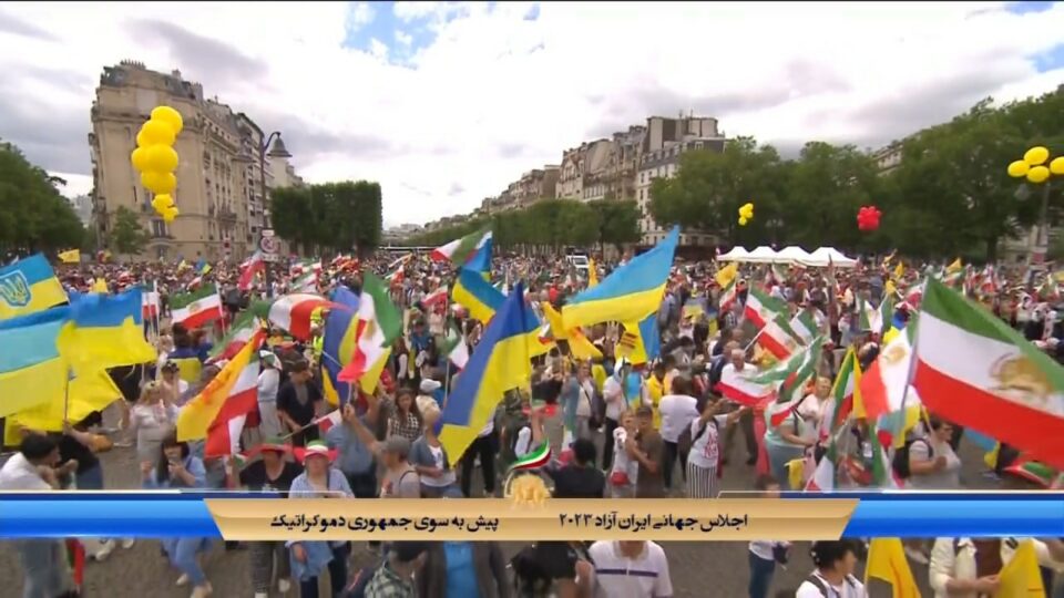 خۆپێشاندانی ئێرانیانی ئازادیخواز له‌ چه‌ند شاری ئورووپا 4