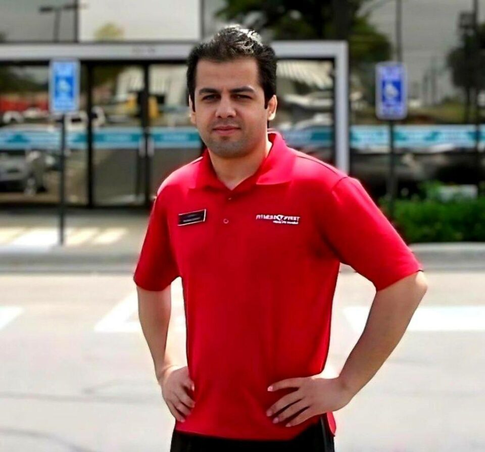 ئه‌شكه‌نجه و ئازاری سامان پاشایی له‌ زیندانی ئێڤین 1