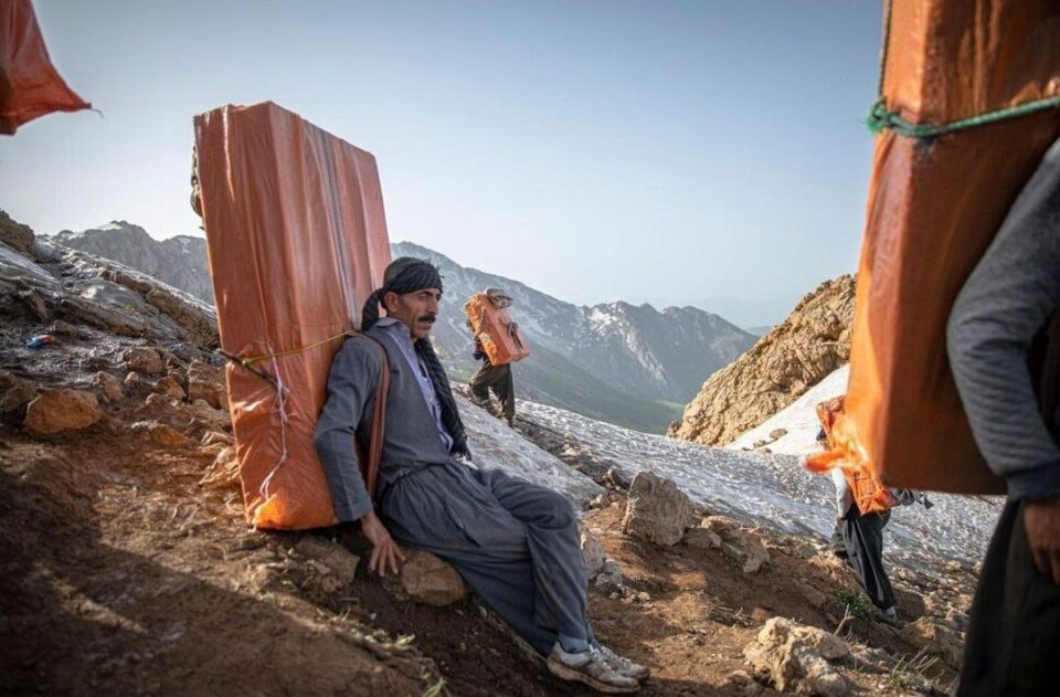 برینداربوونی كۆڵبەرێك بە تەقەی هێزەکانی حکوومەت لە سنووری بانە 4