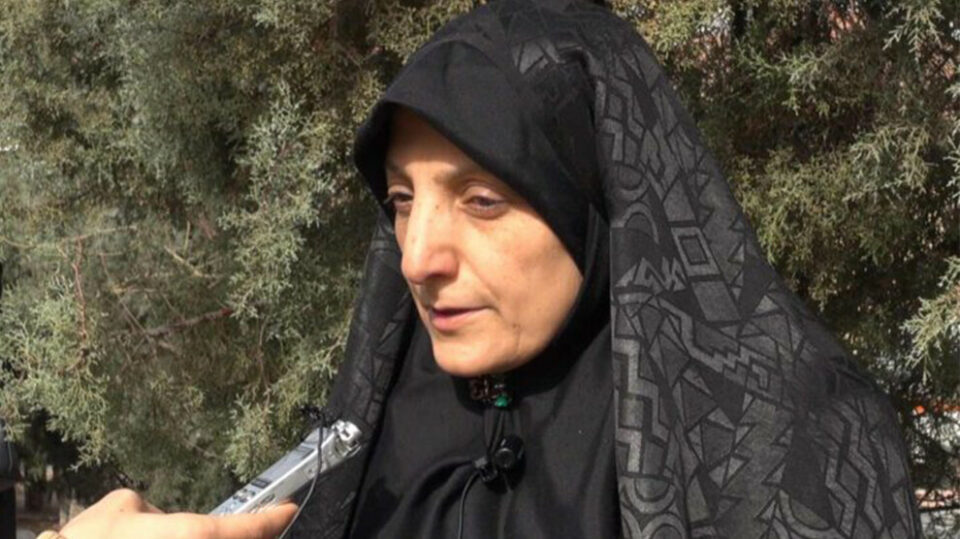 له‌سه‌ركار دوورخستنه‌وه‌ی مامۆستایه‌ك له‌ زانكۆی تاران 2