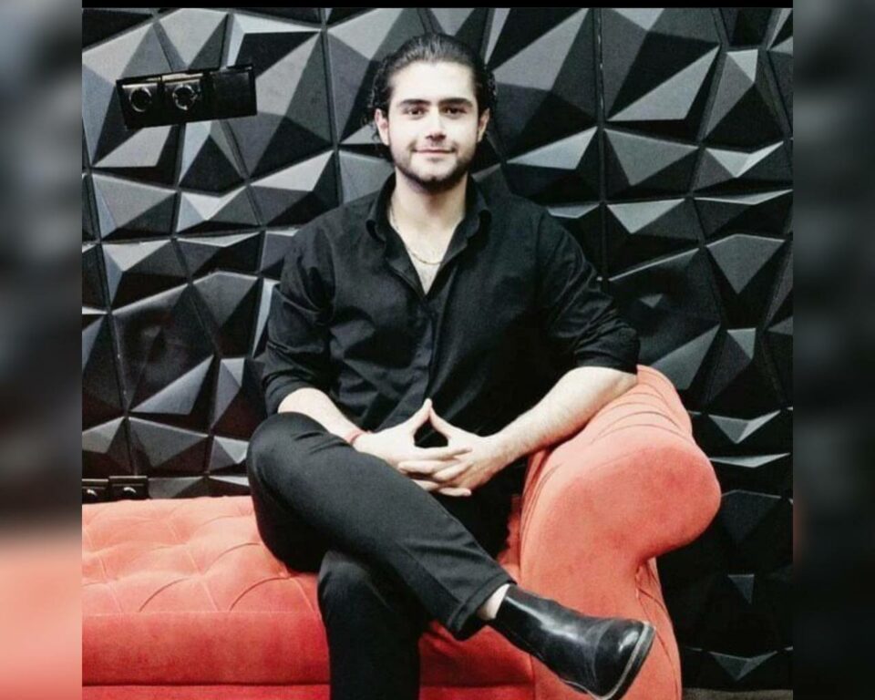 گۆاستنه‌وه‌ی ره‌زا ئه‌ندێشه‌ بۆ زیندانی مه‌هاباد 1