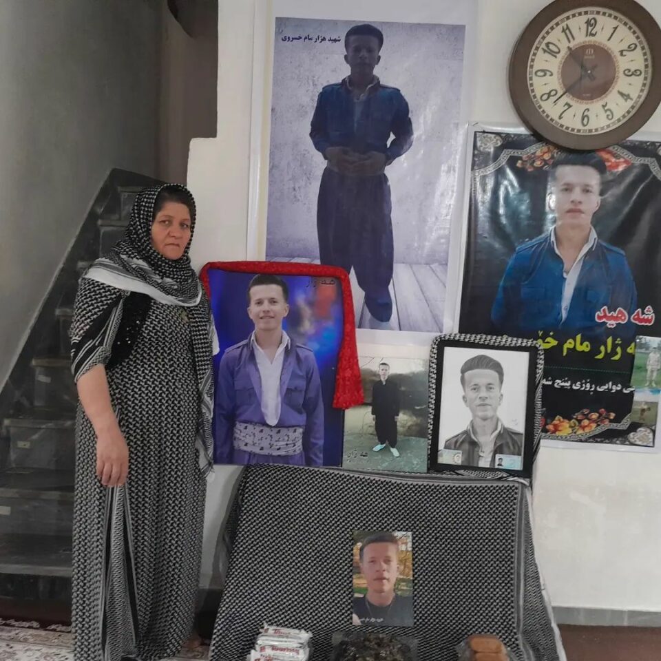 به‌رزڕاگرتنی یادی گیانبه‌ختكردووانی شۆڕشی ژینا له‌ بۆكان 3