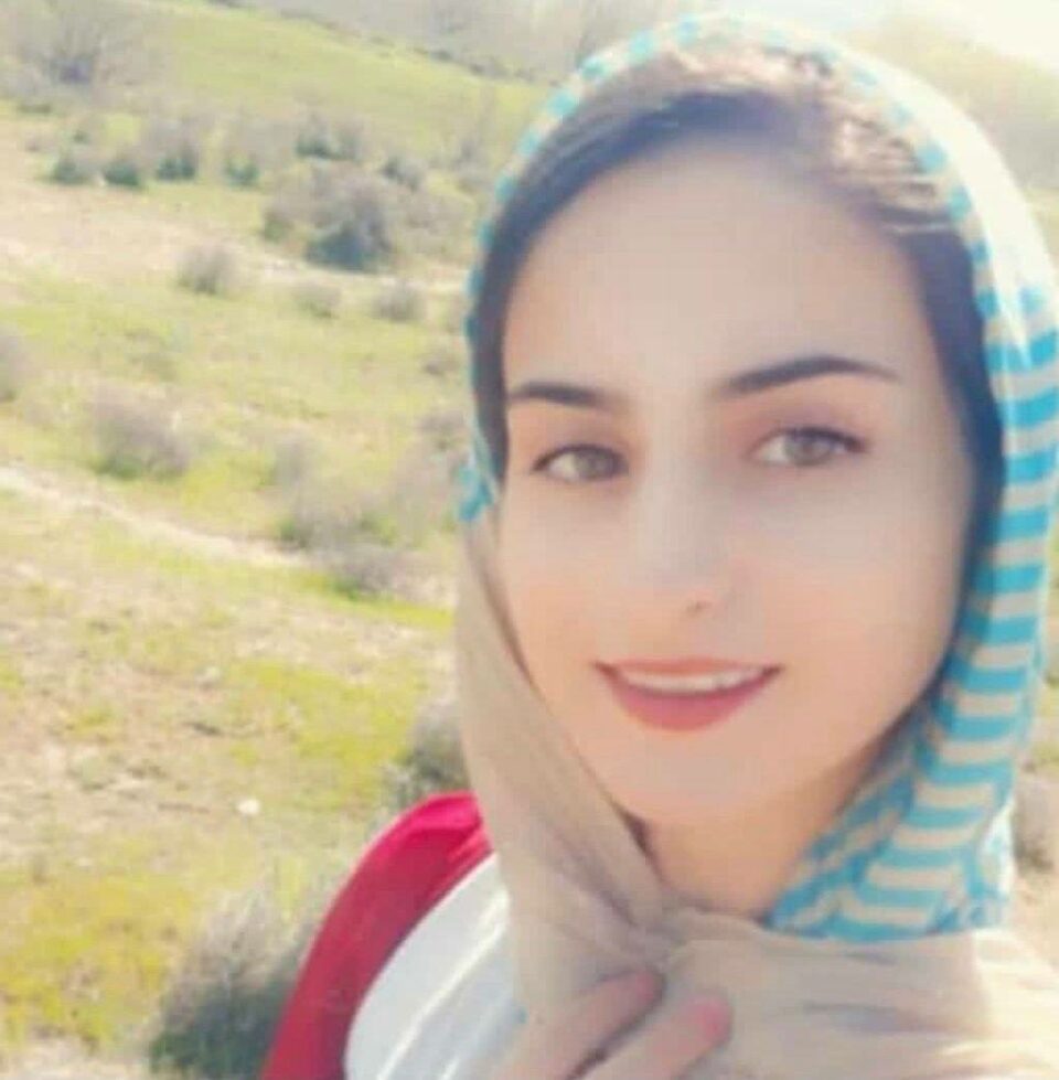 ده‌ستبه‌سه‌ركردنی دووباره‌ی میترا جه‌وادی له‌ شاهیندژ 4