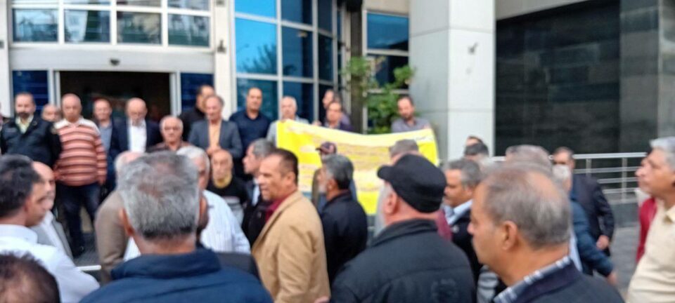 كۆبوونه‌وه‌ی شۆفێرانی تاكسی له‌ تاران 7 1