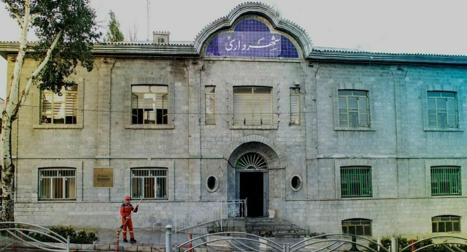 ناڕه‌زایه‌تی كرێكارانی شاره‌اری سنه‌ له ئاست نه‌دانی حه‌قده‌ست 1