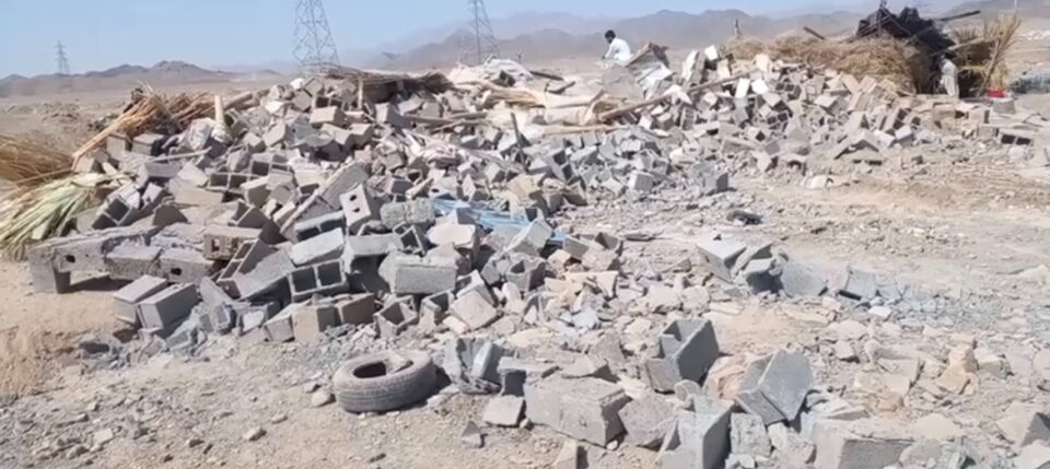 ڕووخاندنی خانووی شارومه‌ندانی بەلووچ و دەسبەسەرداگرتنی لە لایەن