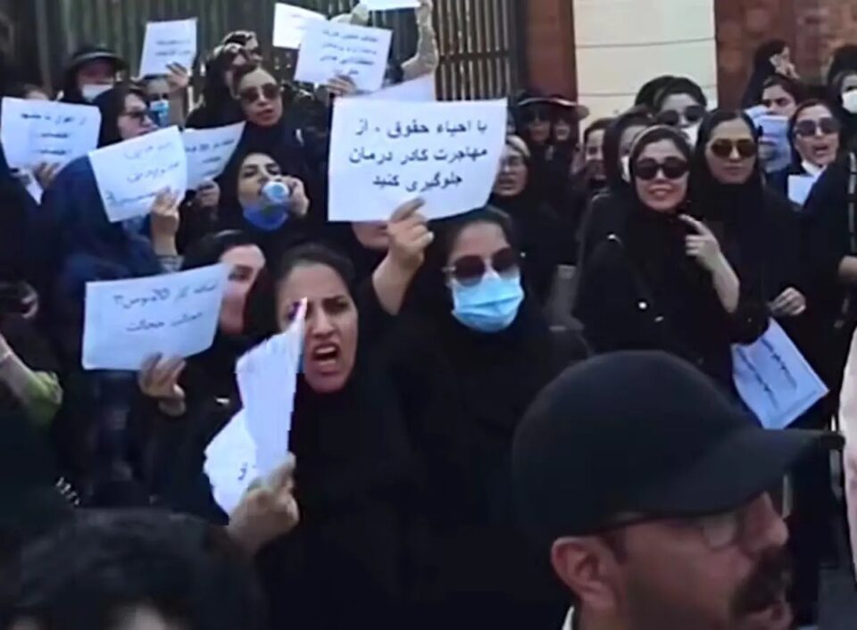 كۆبوونه‌وه‌ی په‌ره‌ستاران له‌ شیراز و ئه‌هواز 3