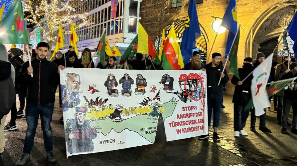 ڕێپێوانی كوردان دژ به‌ داگیركارییه‌كانی توركیا له‌ ڕۆژئاوای كوردستان 1