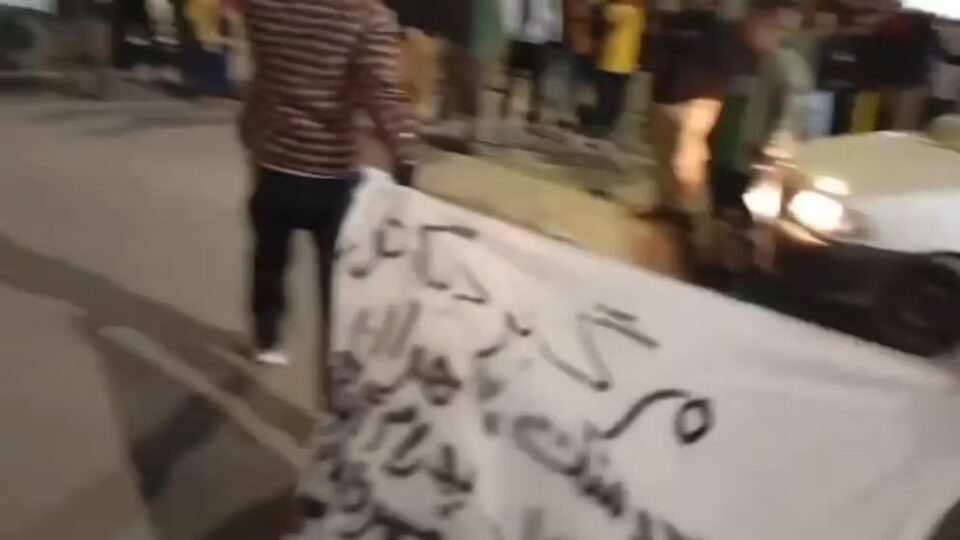 به‌رده‌وامی خۆپێشاندانی خه‌ڵكی دێهده‌شت دژ به‌ ده‌سه‌ڵاتی كۆماری