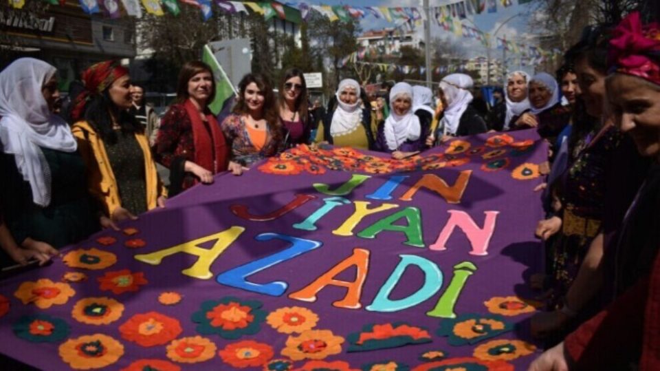 درێژه‌ی چالاكی ژنانی باكووری كوردستان به‌ بۆنه‌ی ٨ی مارس 2