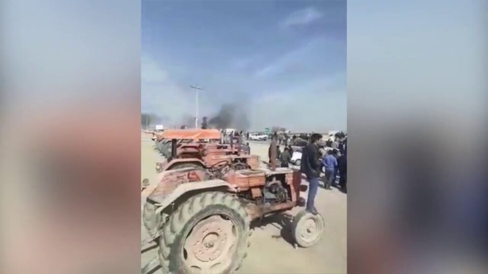 كۆبوونه‌وه‌ی كه‌شاوه‌رزان له‌ ئیسفه‌هان 1 2