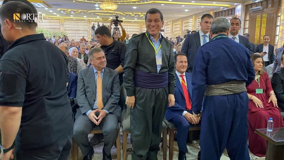 به‌ڕێوه‌چوونی کۆنفڕانسی یەک هەڵوێستیی کورد لە ڕۆژئاوای کوردستان