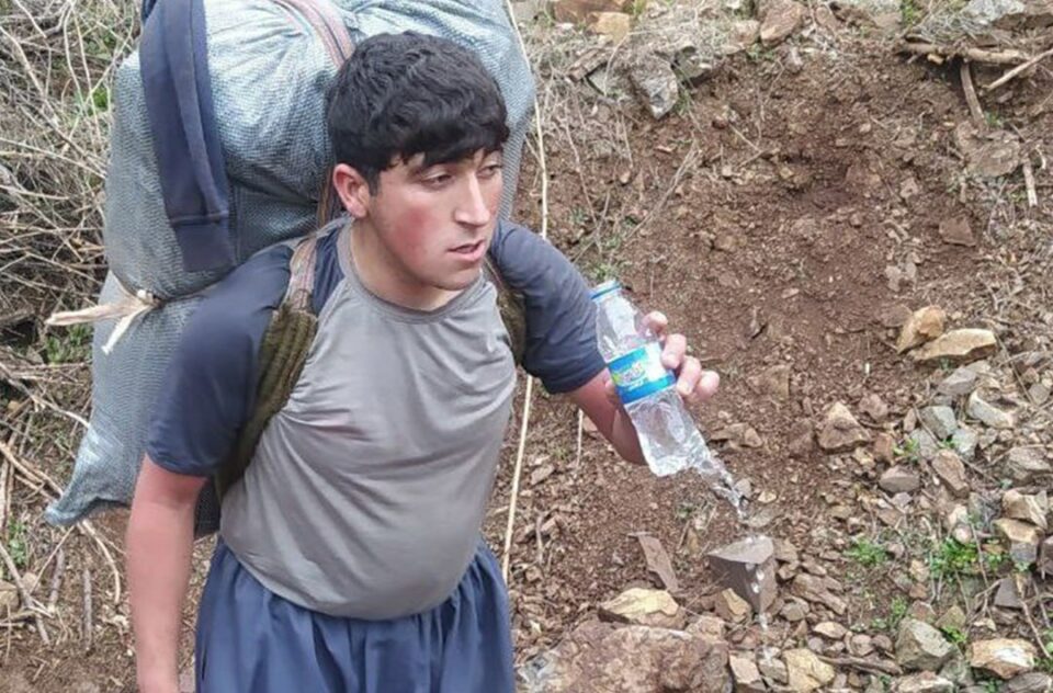 گیانله‌ده‌ستدانی كۆڵبه‌رێك له‌ سه‌لاسی باوه‌جانی 1