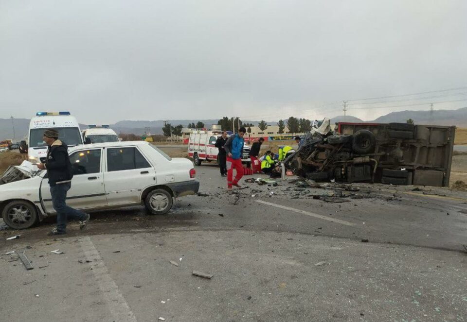 برینداربوونی ١١ قوتابی به‌هۆی ڕووداوی هاتووچۆ له‌ جاده‌ی سه‌قز بۆكان