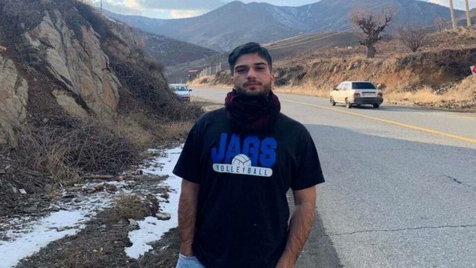 سه‌پاندنی سزای زیندان به‌ سه‌ر کارۆ عەلیداد له‌ مه‌ریوان 1