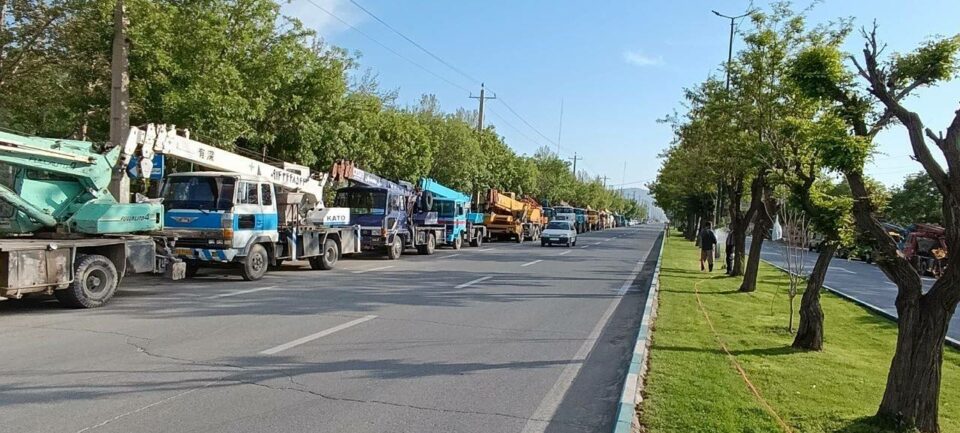 مانگرتنی بارهه‌ڵگره‌كان له‌ پیرانشار 1