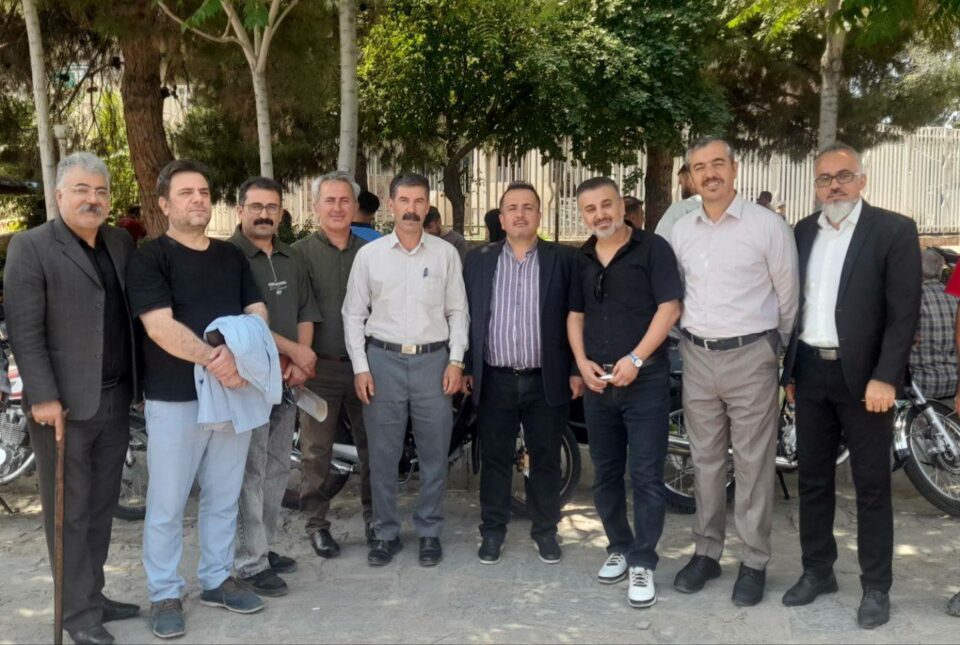 دادگاییكردنی ده‌ چالاكی سنفی سنه‌ و بانگهێشتی موعه‌لیمێك بۆ دادگای