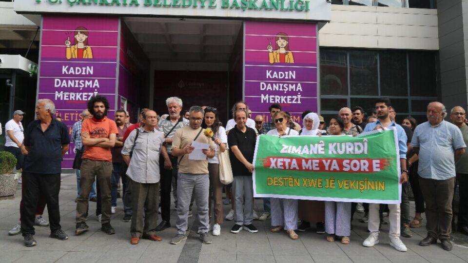 ئیدانه‌ی هێرشی فاشیسته‌كان بۆ سه‌ر بنه‌ماڵه‌یه‌كه‌ی كورد له‌ چه‌ند