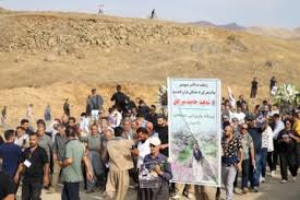 به‌ڕێوه‌چوونی مه‌راسمی ئه‌سپه‌رده‌كردنی ته‌رمی حه‌مید مورادی له‌ شاری سنه‌