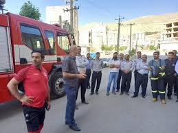 ناڕه‌زایه‌تی كرێكارانی شاغڵ له‌ ڕێكخراوی ئاگركوژێنه‌وه‌ی سنه‌