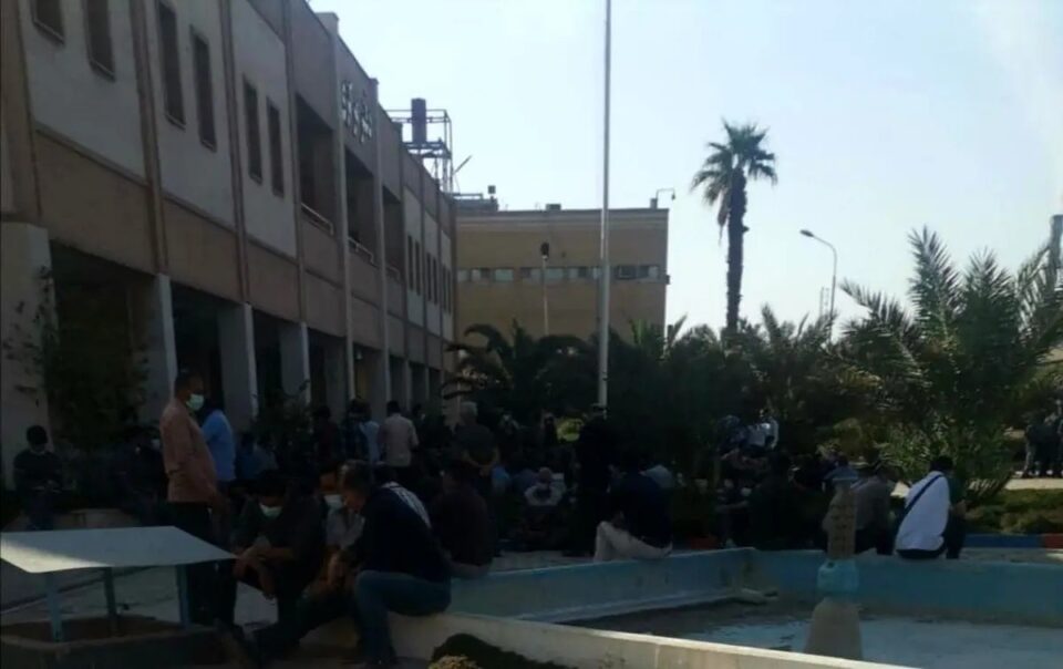 دەستبەسەر کردنی دوو کرێکار لەپترۆشیمی ڕازی 1