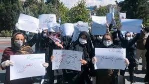 كۆبوونه‌وه‌ی په‌ره‌ستاران و كادری ده‌رمان له‌ كۆناره‌ك
