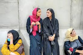 ڕاپۆرتی ڕۆژنامه‌ی هاومیهه‌ن له‌ سه‌ر باروودۆخی ژنانی دیپۆرتكراوی ئه‌فغانستانی له‌ ئێران