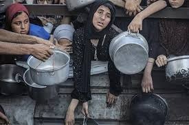 گیانبه‌ختكردنی ٣٦ كه‌س به‌هۆی بۆردوومان و برسیه‌تی له‌ غه‌زه‌
