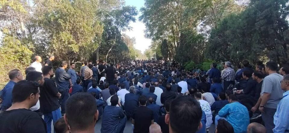 به‌رده‌وامی مانگرتنی كرێكارانی ئالۆمینیۆمی ئه‌راك 4