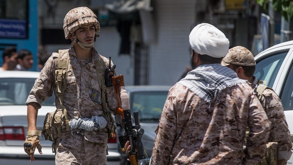 میلیتاریزه‌ كردنی پارێزگای سیستان و به‌لوچستان هاوكات له‌گه‌ڵ هه‌ینی