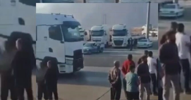 به‌رده‌وامی مانگرتنی كامێۆنداران له‌ پارێزگای كرماشان