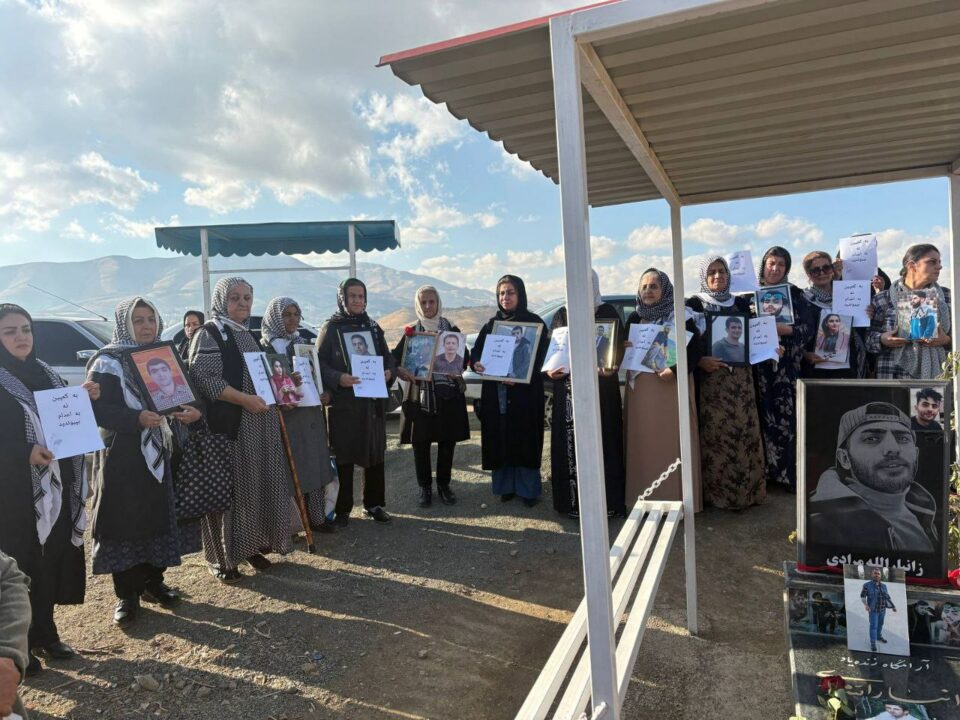 به‌ڕێوه‌چوونی ڕێوه‌ڕه‌سمی ڕێزگرتن له‌ یادی سێ قاره‌مانی گیانبه‌ختكردووی