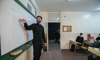 كۆبوونه‌وه‌ی موعه‌لیمان له‌ شارستانی سەر‌باز