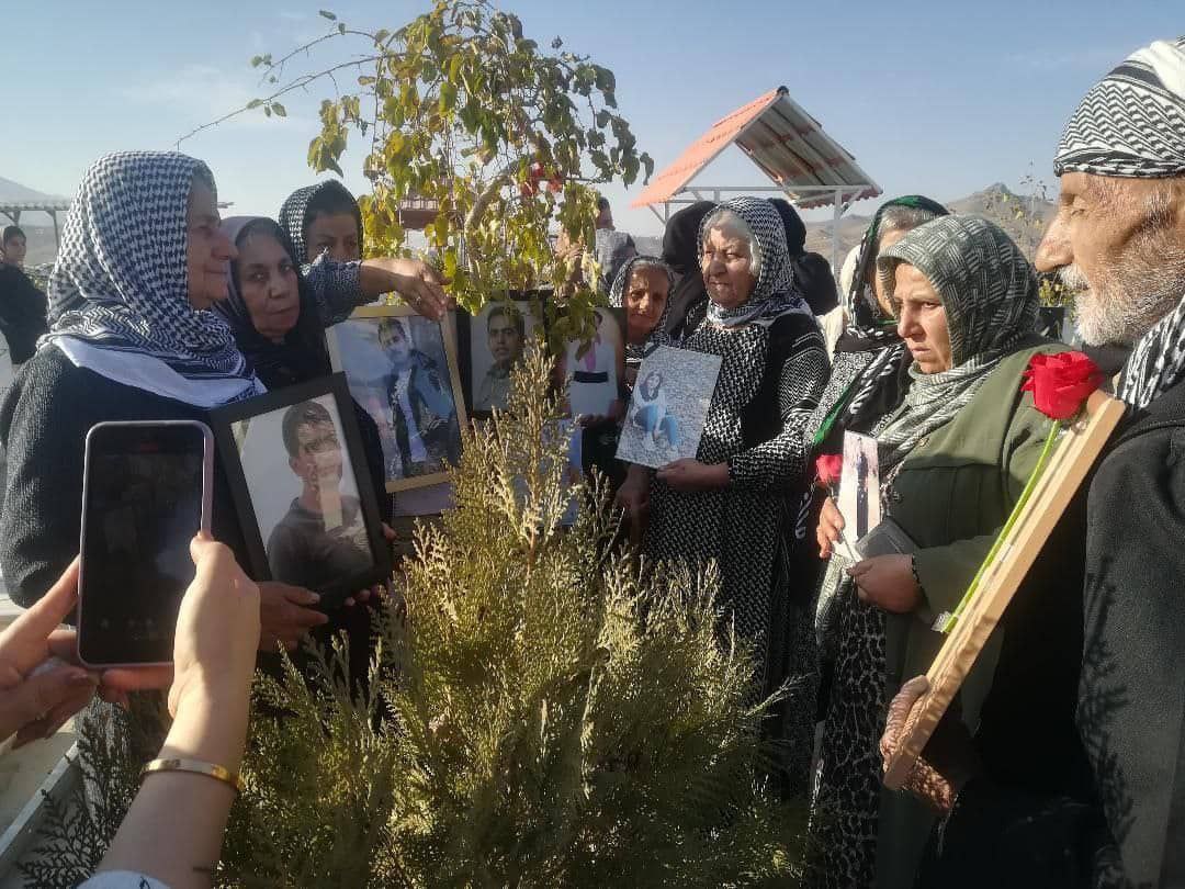 ڕێزگرتن له‌ یادی مه‌تین نه‌سری به‌ به‌رپایی مه‌راسمێك له‌ لایه‌ن بنه‌ماڵه‌كه‌یه‌وه‌