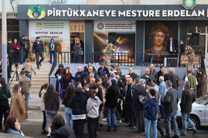 کردنەوەی کتێبخانەی مەستوورەی ئەردەڵان لە شاری ئامه‌د