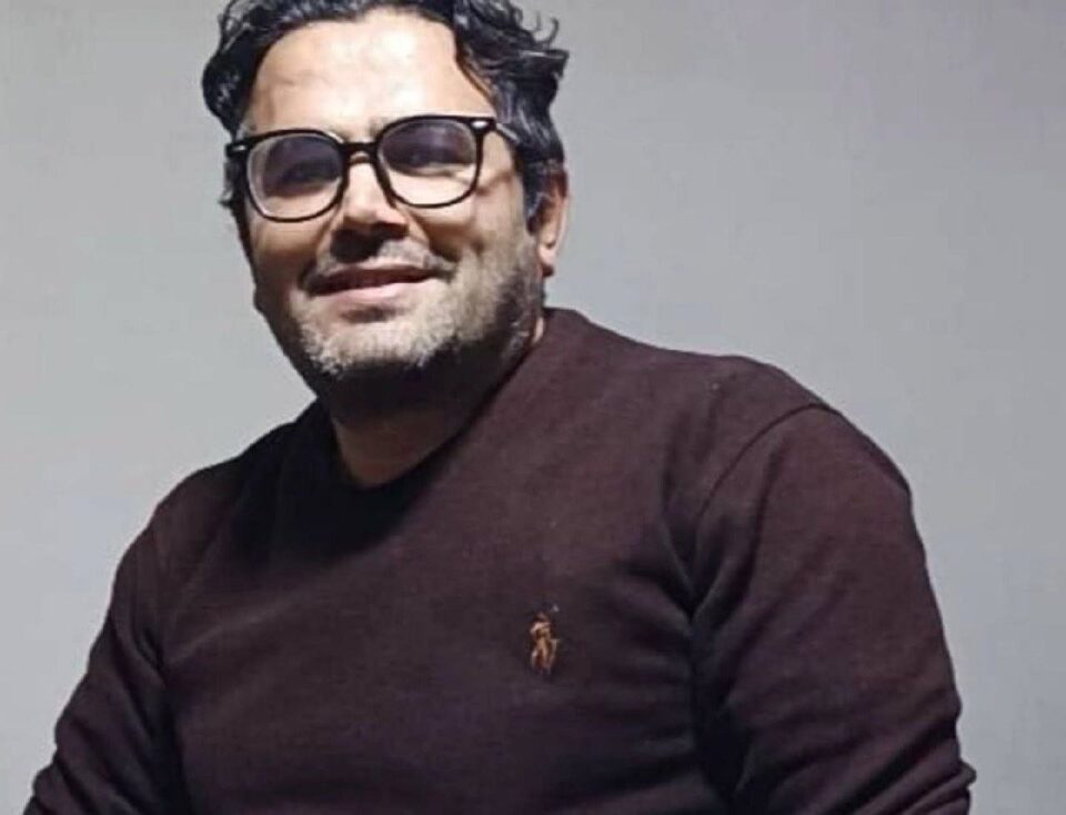 گواستنه‌وه‌ی سێ به‌ندكراوی سیاسی ڕاگیراو له‌ زیندانی ئێڤین بۆ ژووری