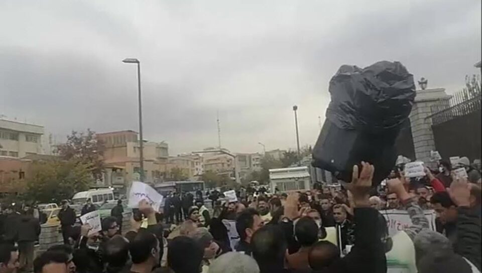 كۆبوونه‌وه‌ی لانیكه‌م هه‌زار كرێكاری په‌یمانكاری شیركه‌تی نه‌وت