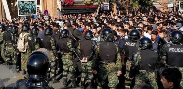 میلیتاریزه‌ كردنی زۆربه‌ی شاره‌كانی پارێزگای ئیلام له‌ لایه‌ن ڕژیمه‌وه‌