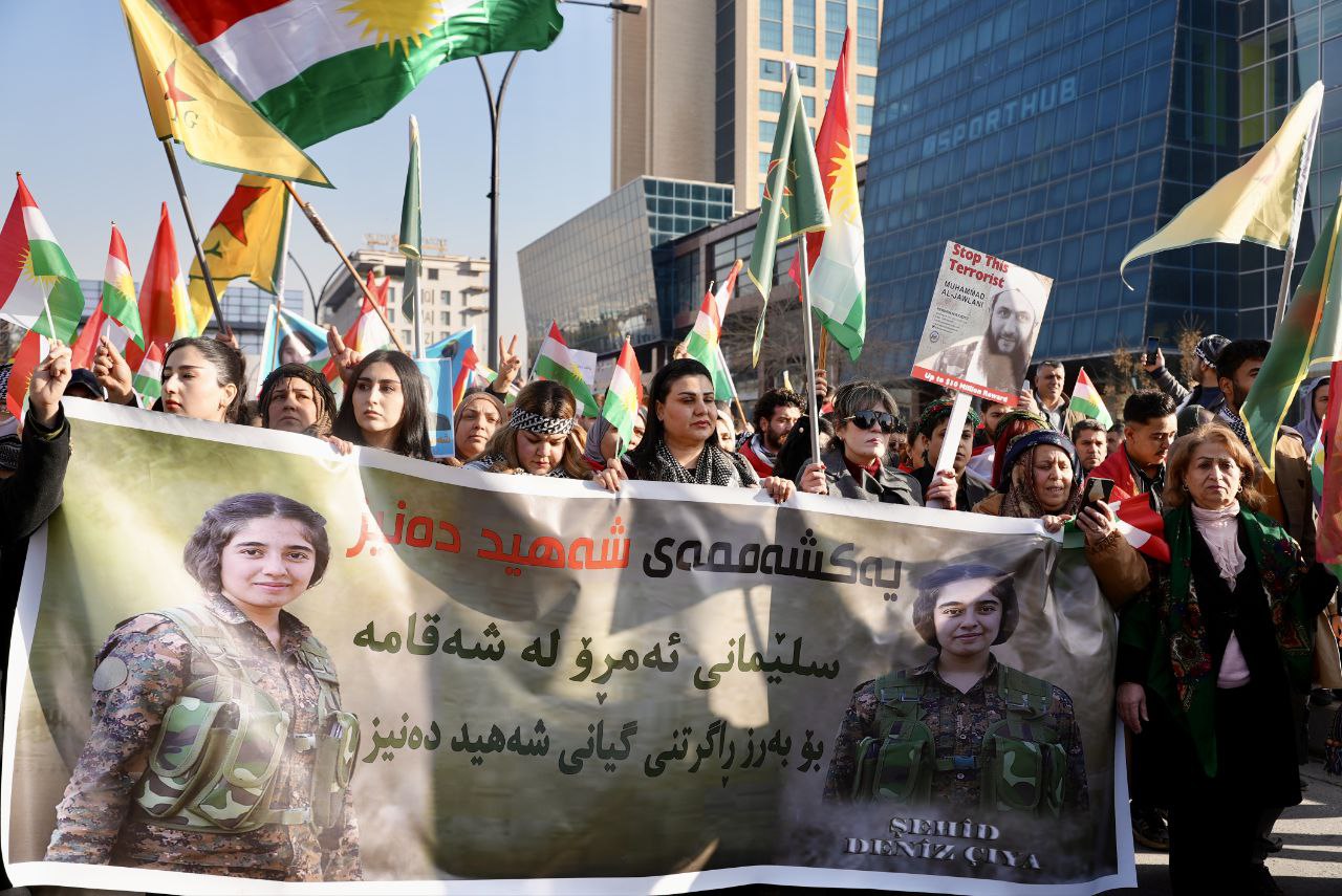 خۆپێشاندانی خه‌ڵكی سلێمانی به‌ مه‌به‌ستی پشتیوانی له‌ به‌رخۆدانی ڕۆژئاوا