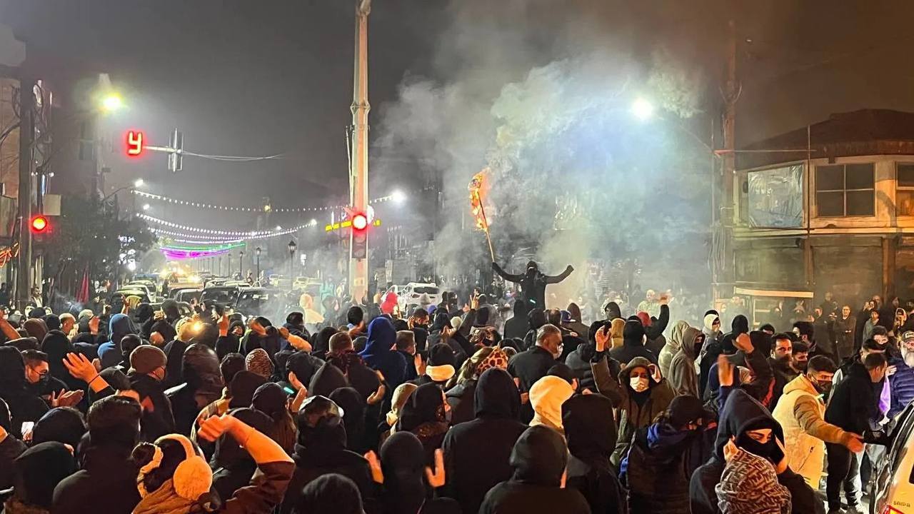 داخوازی پارێزه‌رانی مافی مرۆڤ له‌ كۆمه‌ڵگای نێوده‌وڵه‌تی بۆ گوشار بۆ سه‌ر كۆماری ئیسلامی به‌ مه‌به‌ستی ڕاگرتنی لە سێداره‌دانی ناڕازیان